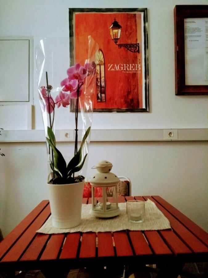 Olive Tree City Apartment Zagreb Chambre photo